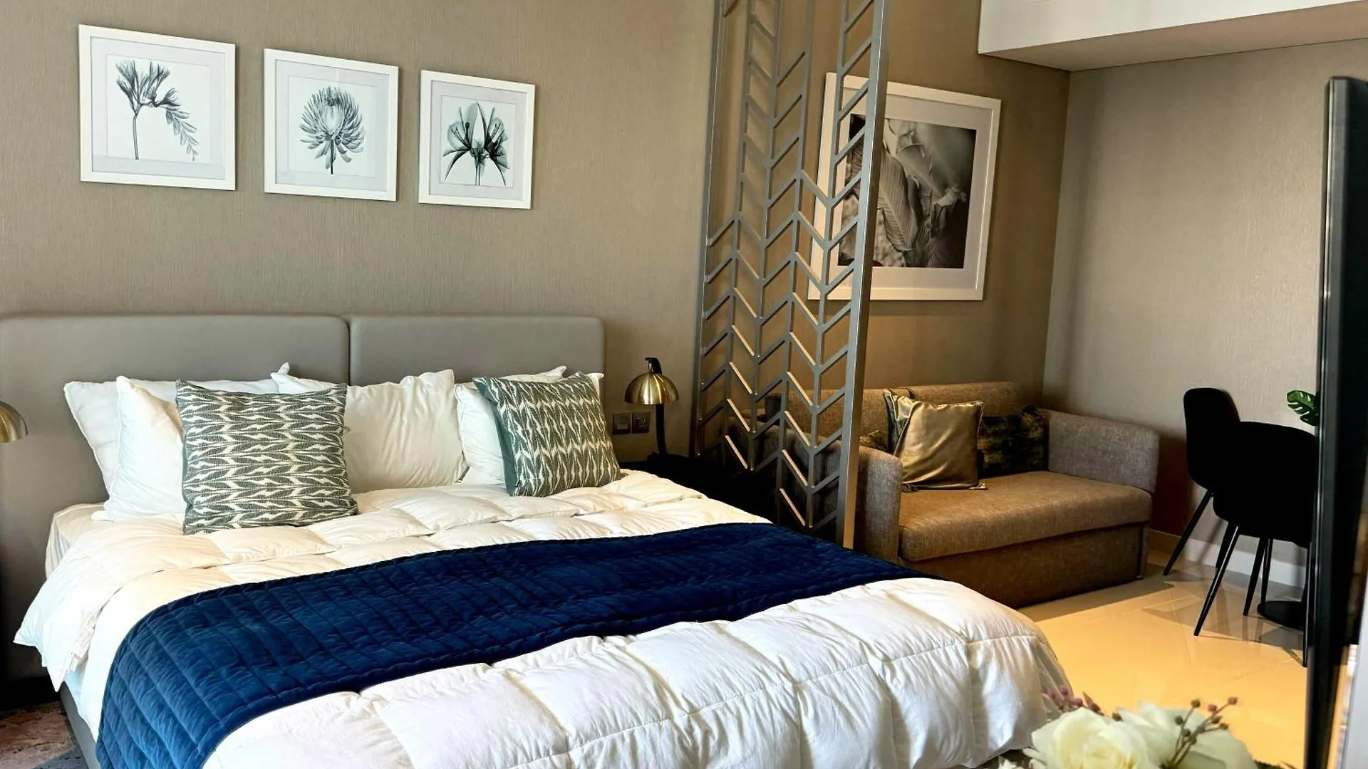 Stunning Studio In Damac Maison Prive contacts